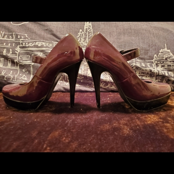 Purple heels - Picture 5 of 9